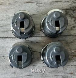 Yakima BaseLine Towers- (X4) With Locks + Tool Great Condition- FREE SHIPPING